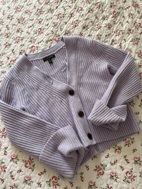 Banana Republic Lilac Ribbed V-Neck Button-Front Cardigan